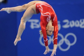 爱游戏体育APP下载-博卡青年连胜纪录刷新，博卡青年主场叫什么