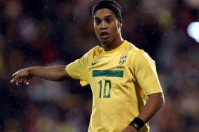 AYX体育官网-EDG战队新人快速成长，edg战队怎么样